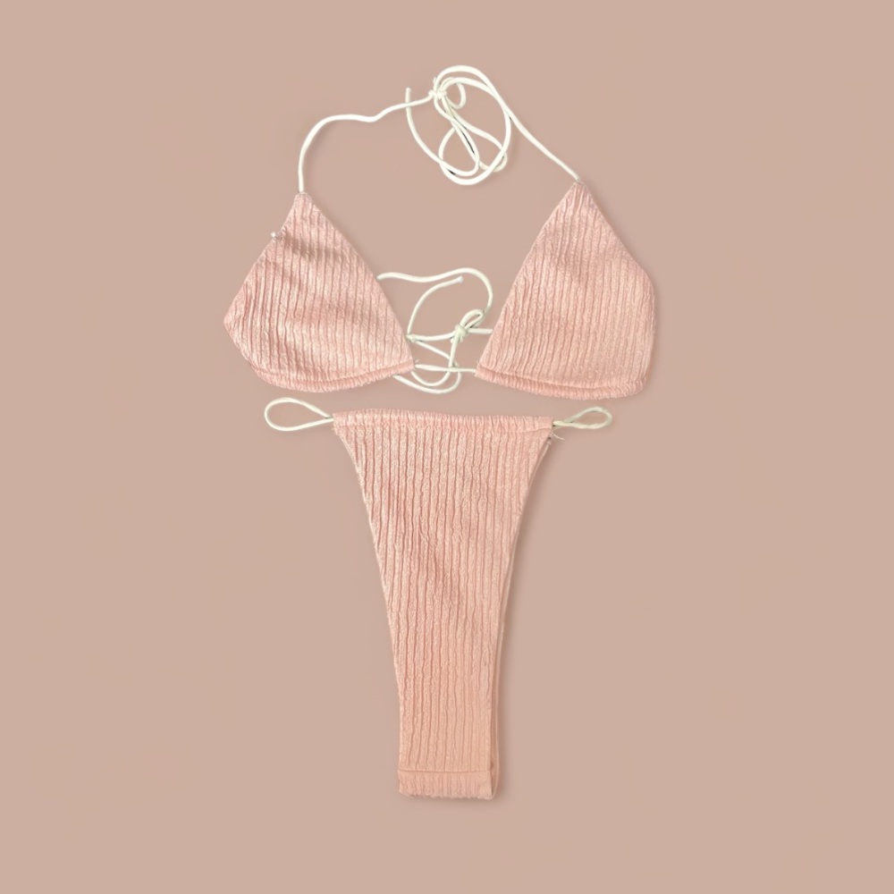 Pink bikini *BEST OFFER GETS IT*